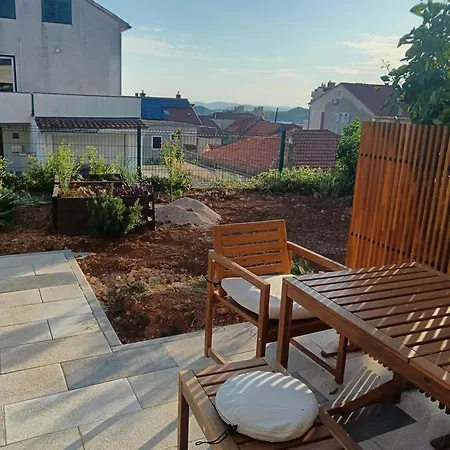 Lovelysuite Шибеник